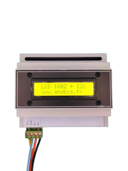 C'est un afficheur LCD1602 rétroéclairage vert avec liaison I2C dans un boitier rail DIN prêt à l'emploi pour Arduino et Raspberry